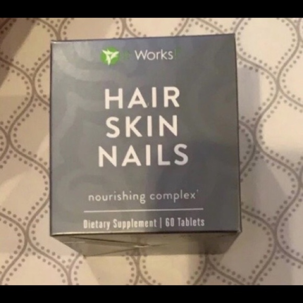 It works hair skin nails vitamins